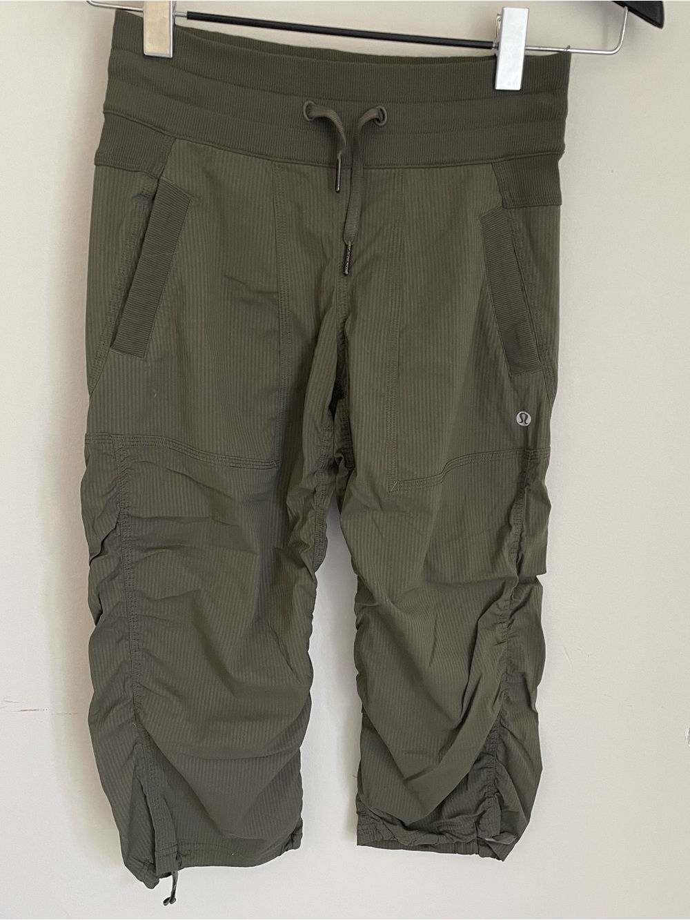 lululemon athletica Olive Green Women’s Cargo Capris